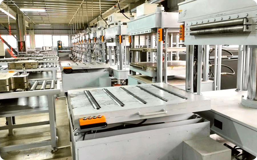 Bengkel pabrik Zhejiang Richall Medical Technology Co., Ltd., menyoroti proses produksi peralatan rehabilitasi medis kelas menengah hingga atas yang cermat.